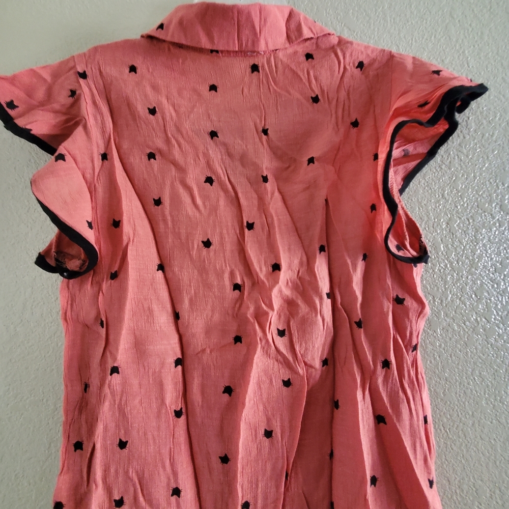 Top - Picture 2 of 3
